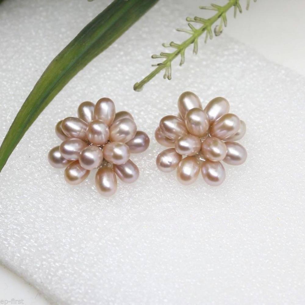 Cluster Faux Pearl Ladies SS Post earrings